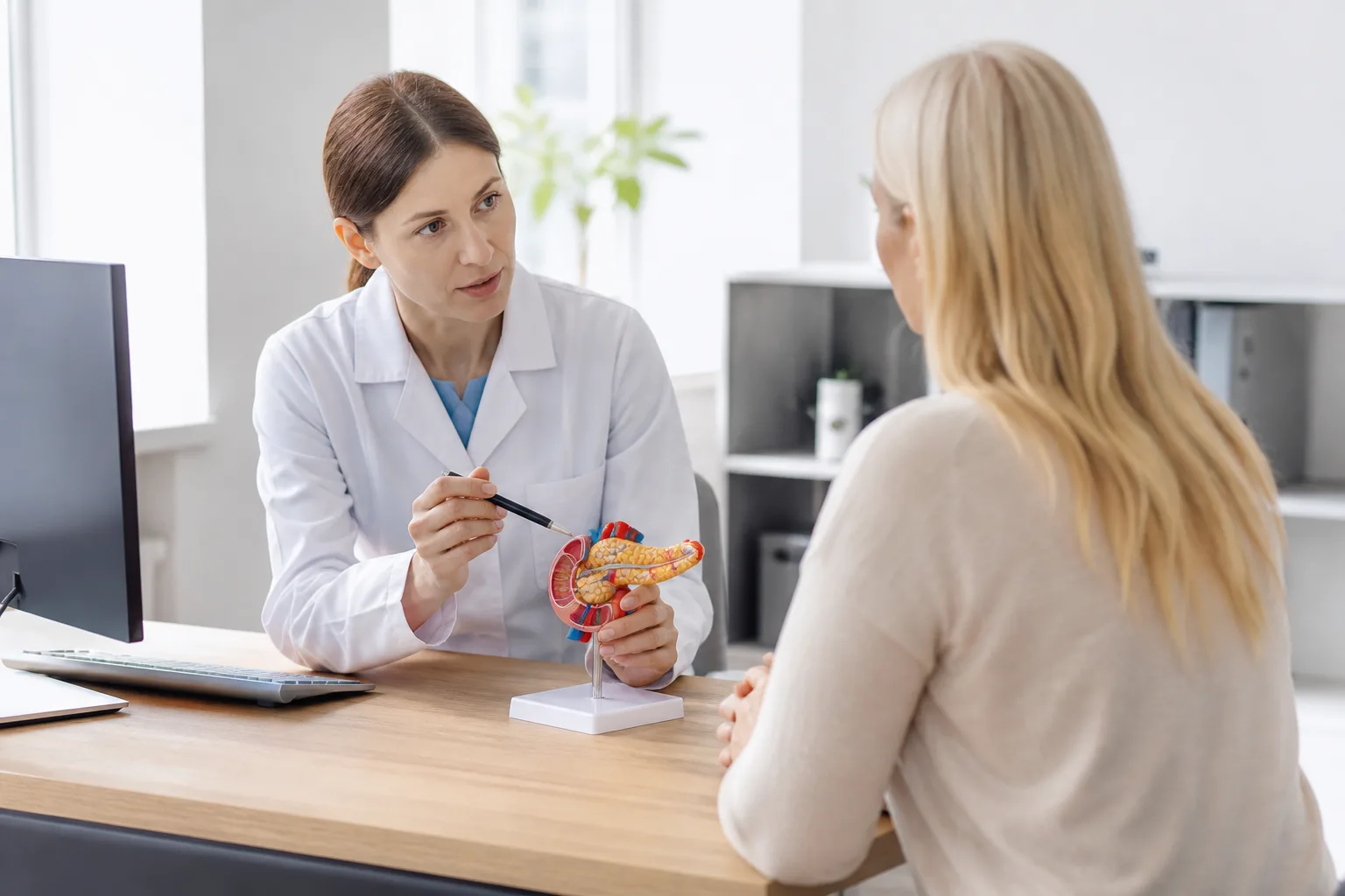 Nadmiar insuliny – skutki, objawy i postępowanie